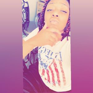 Meet your Posher, Breanna